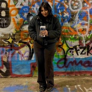 Meet your Posher, Reina